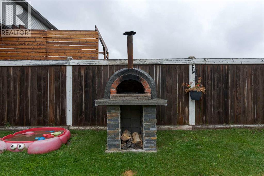 Photo 45 of 233 Lynx Crescent, Fort Mcmurray AB