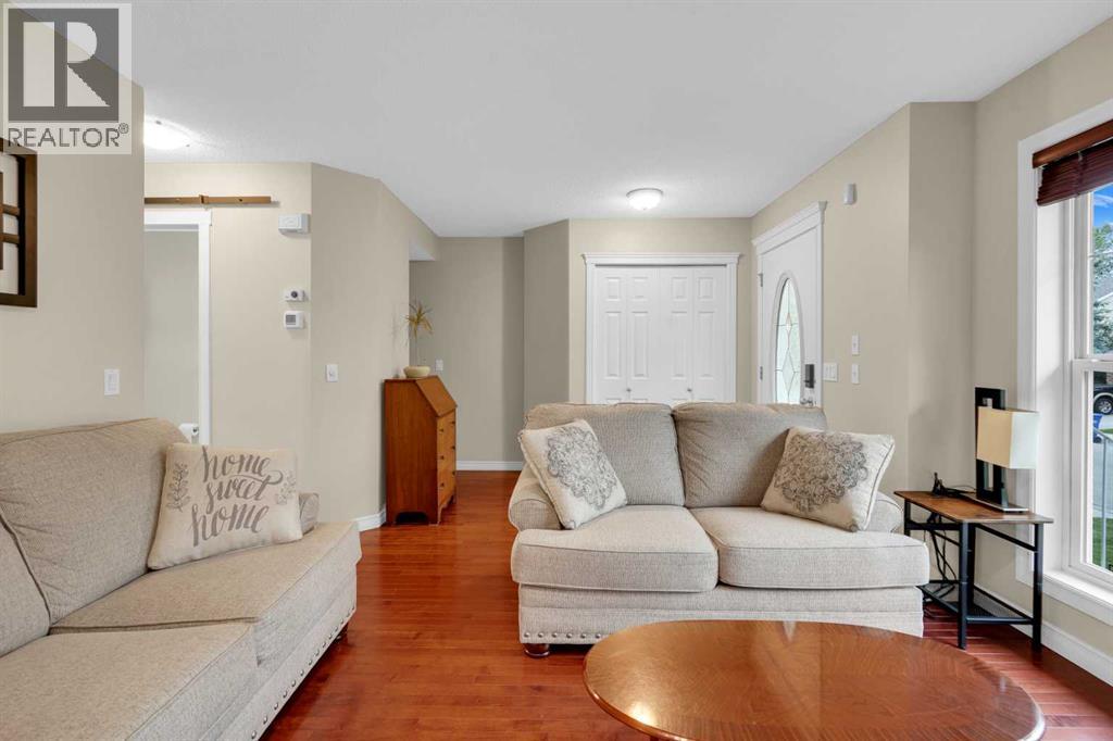 Photo 21 of 169 Crystal Shores Grove, Okotoks AB