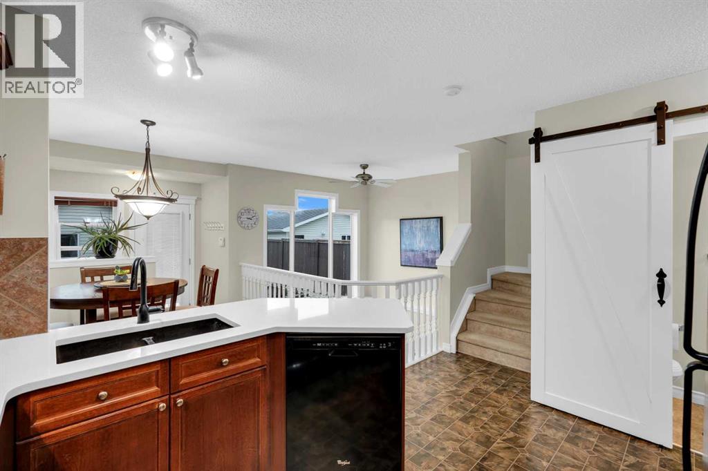 Photo 6 of 169 Crystal Shores Grove, Okotoks AB
