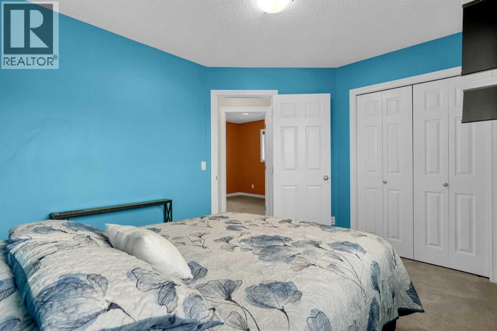 Photo 19 of 169 Crystal Shores Grove, Okotoks AB