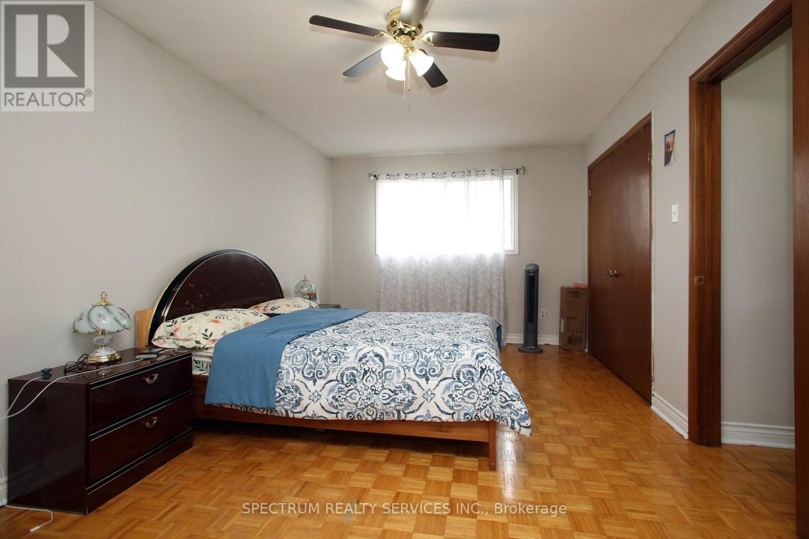 Photo 19 of 22 Kaiser Drive, Vaughan ON