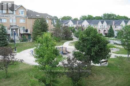 Photo 11 of 725 Grandview Way, Toronto ON