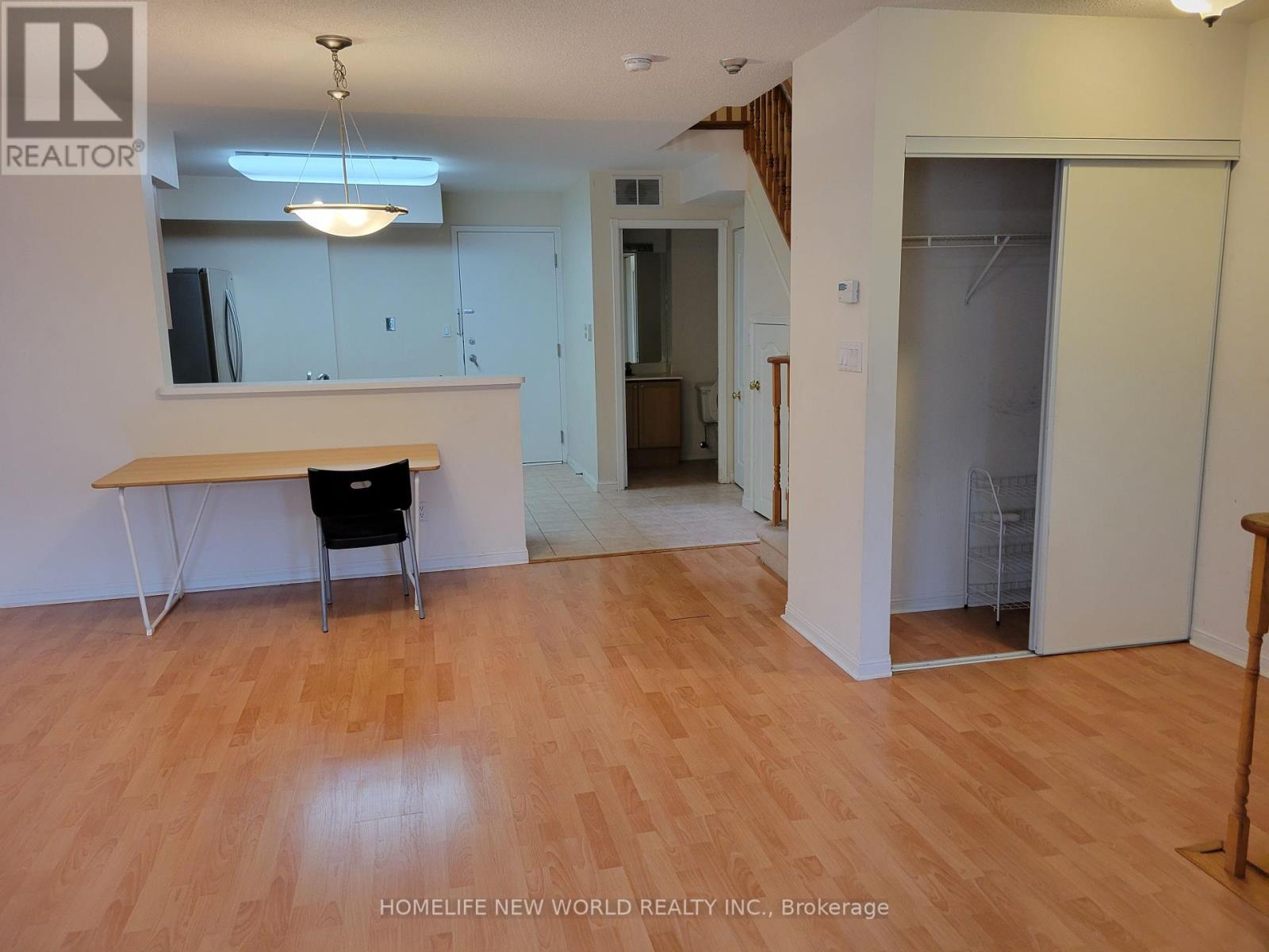 Photo 13 of 725 Grandview Way, Toronto ON