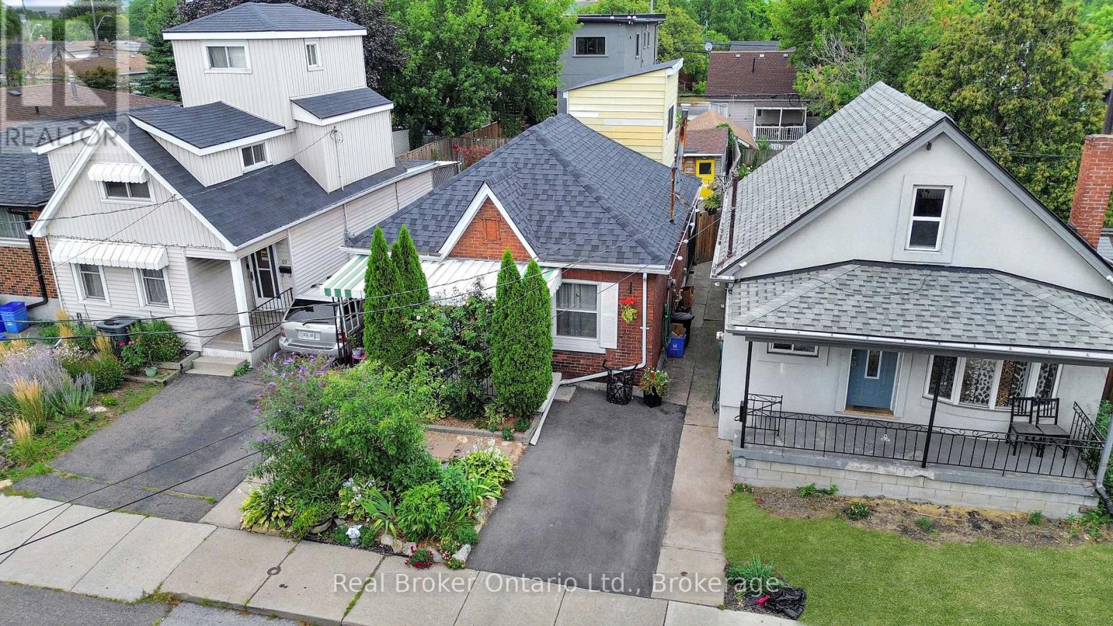 Photo 24 of 71 Harrison Avenue, Hamilton ON