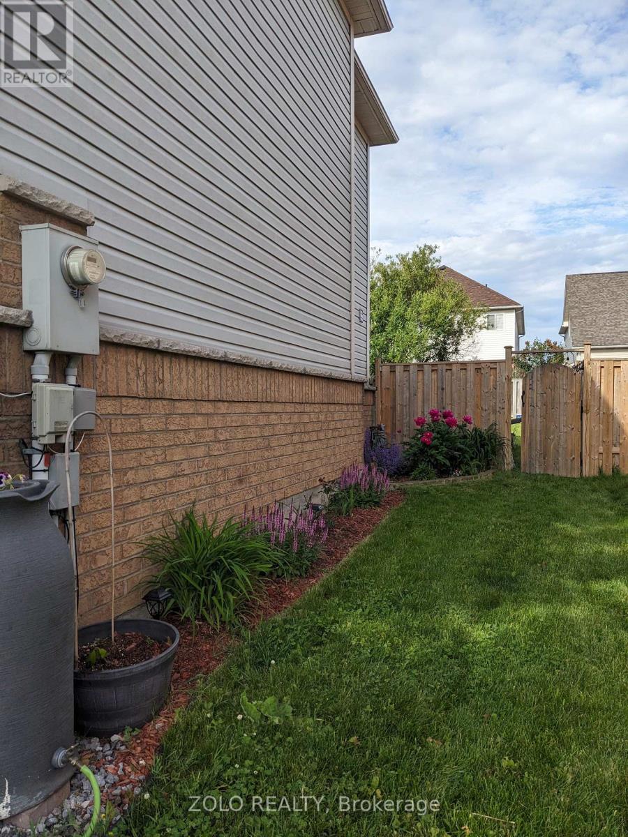 Photo 33 of 31 Channel Drive, Whitby ON
