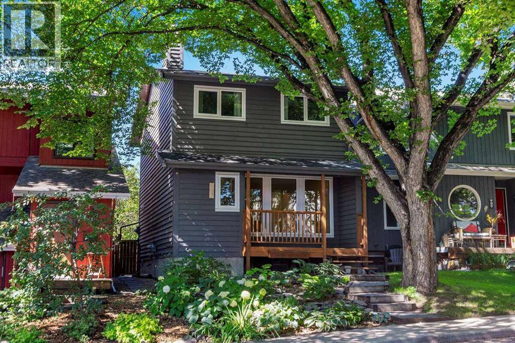 Photo 1 of 907 36 B Street Nw, Calgary AB