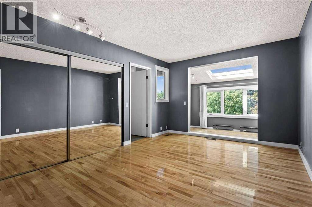 Photo 25 of 907 36 B Street Nw, Calgary AB
