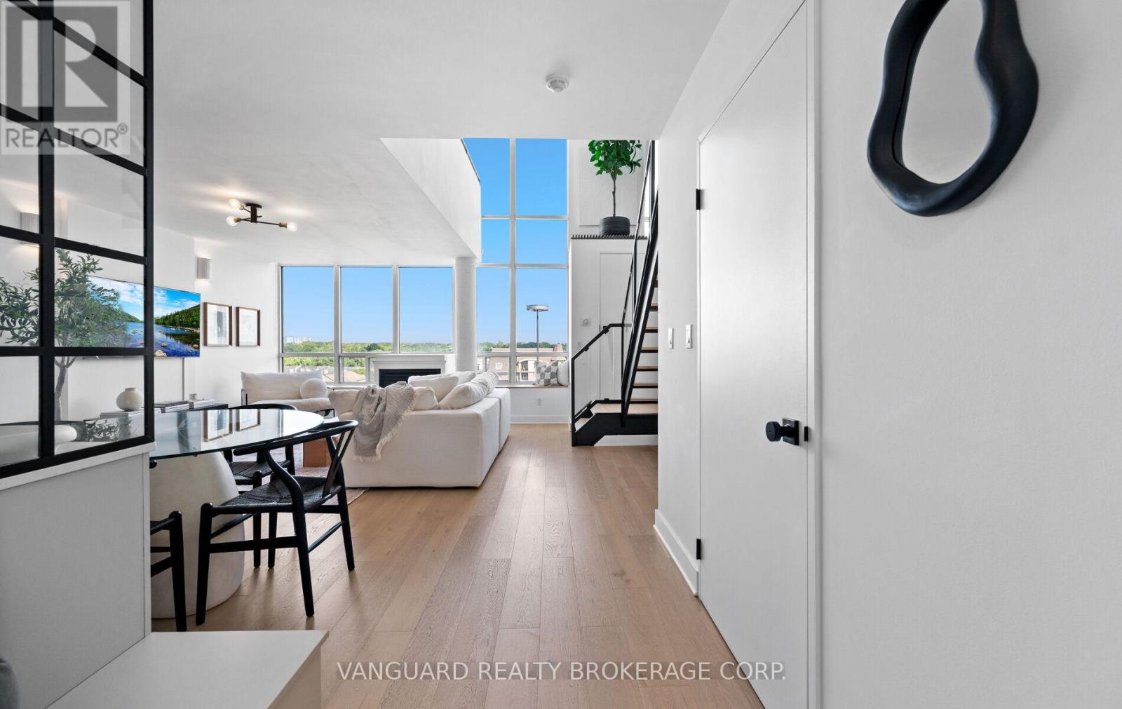 Photo 22 of 619 250 Manitoba Street, Toronto ON