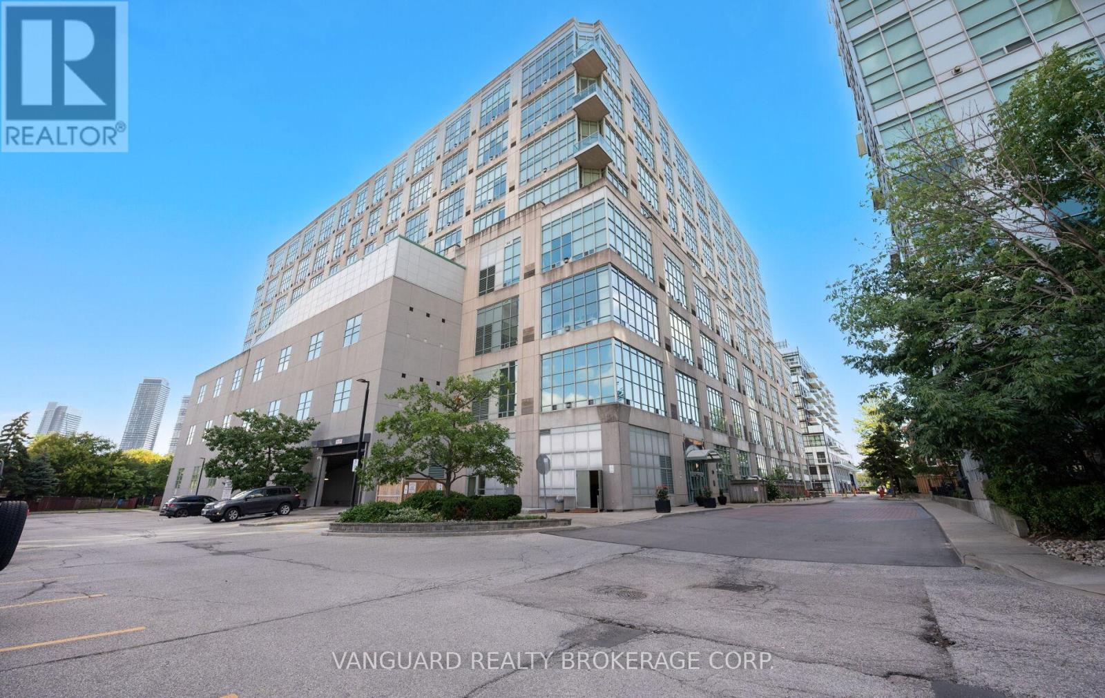 Photo 17 of 619 250 Manitoba Street, Toronto ON
