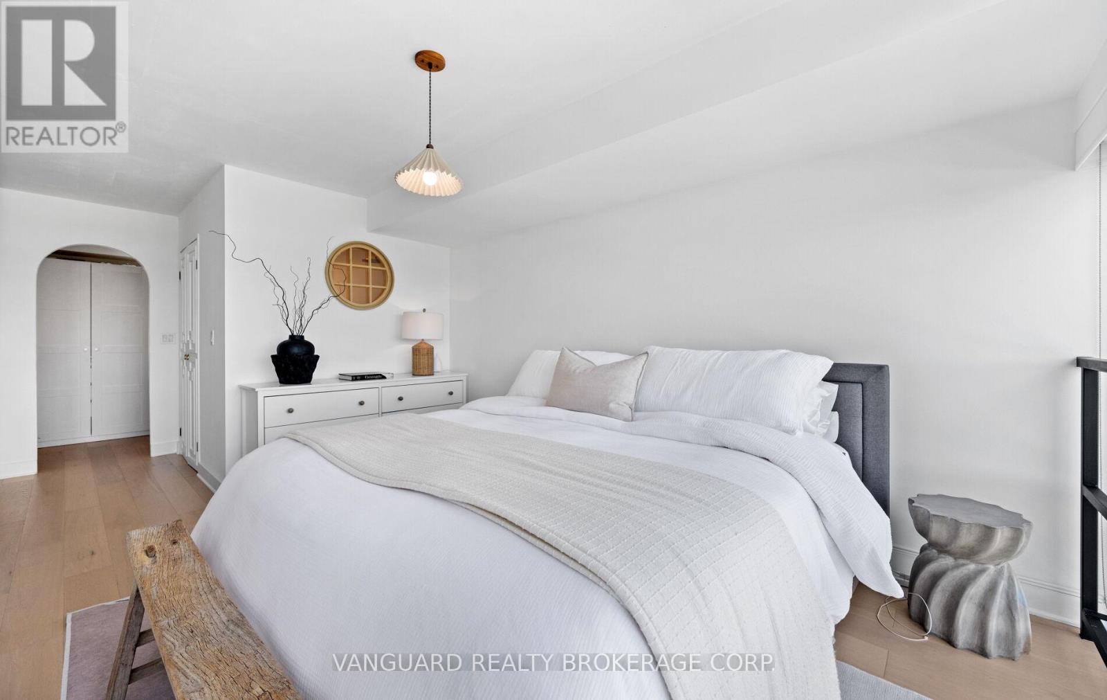 Photo 13 of 619 250 Manitoba Street, Toronto ON