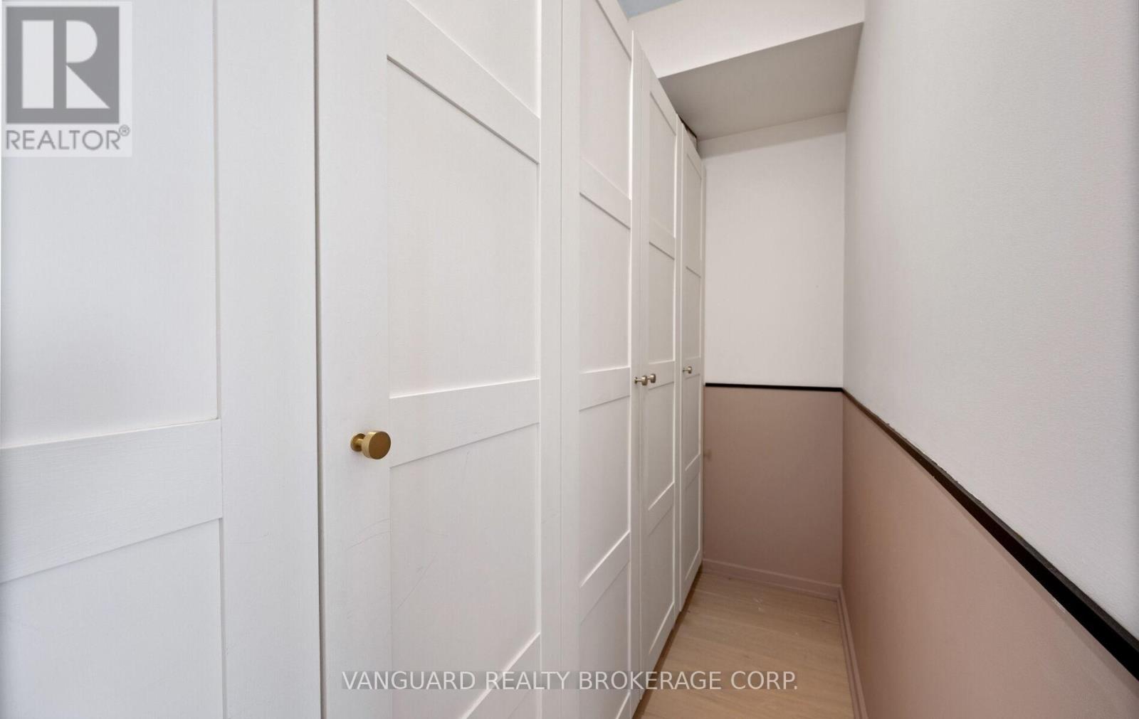 Photo 11 of 619 250 Manitoba Street, Toronto ON