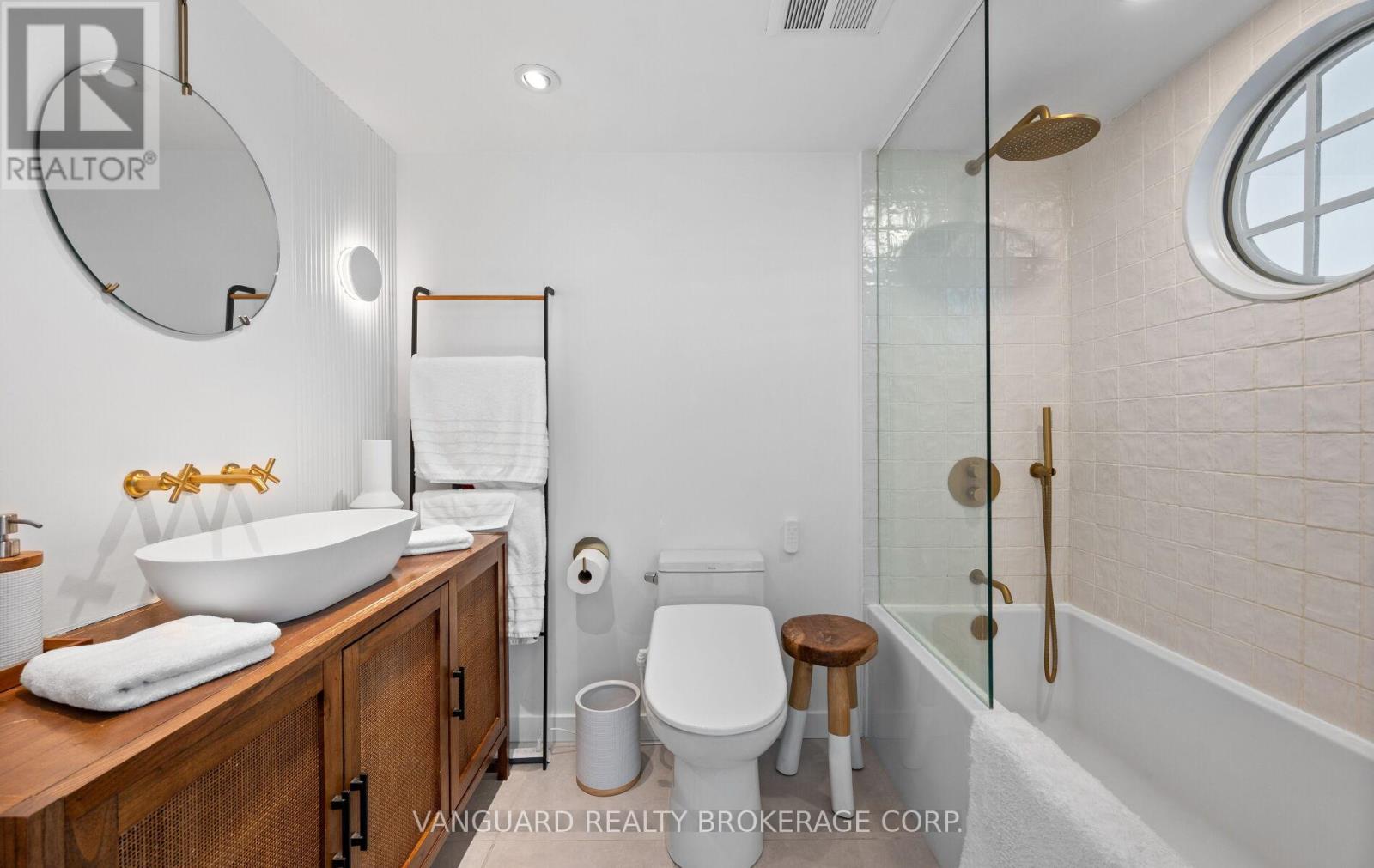 Photo 12 of 619 250 Manitoba Street, Toronto ON