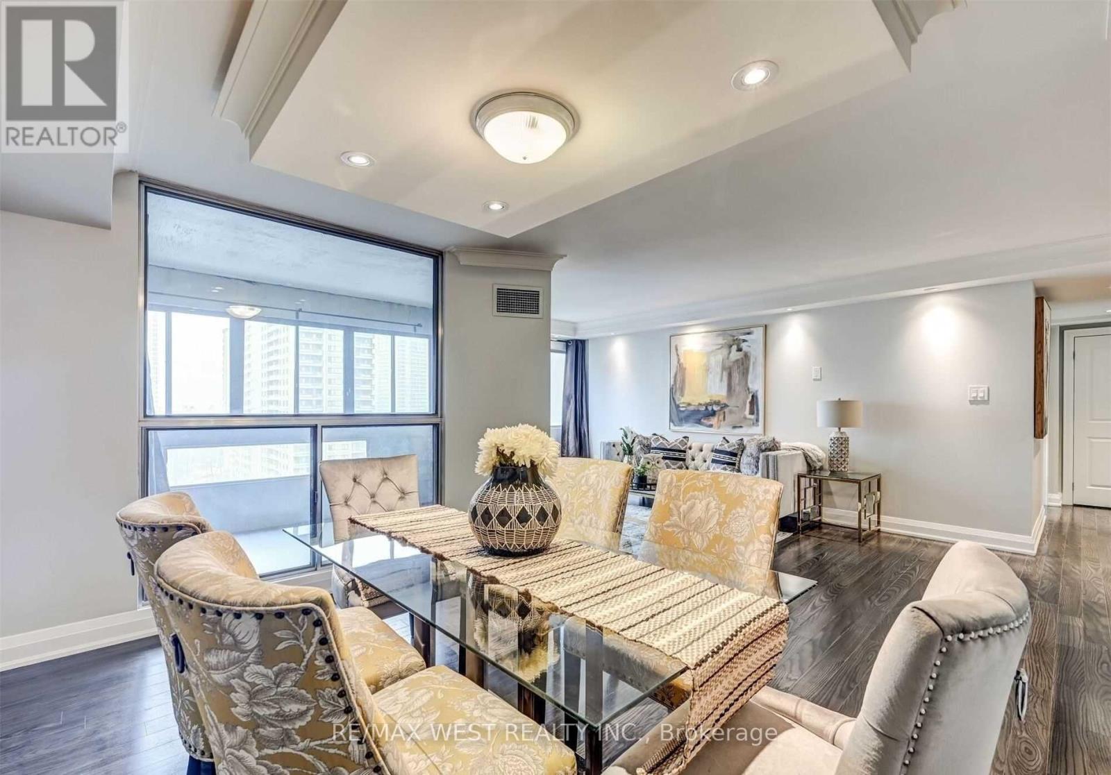 Photo 12 of 1203 1580 Mississauga Valley Boulevard, Mississauga ON