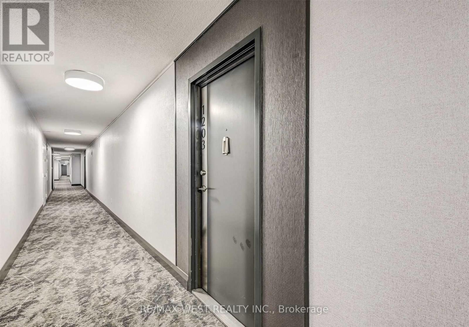 Photo 10 of 1203 1580 Mississauga Valley Boulevard, Mississauga ON