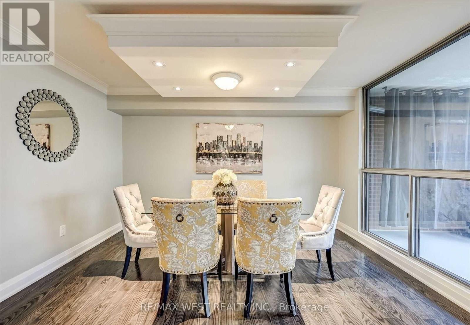 Photo 11 of 1203 1580 Mississauga Valley Boulevard, Mississauga ON