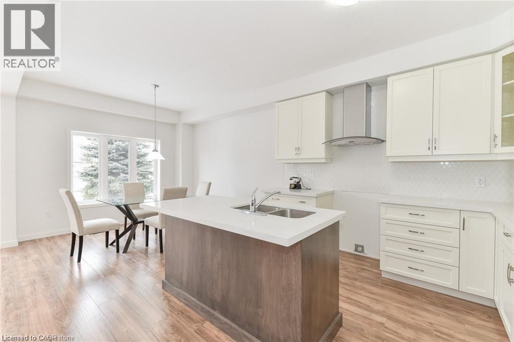 Photo 10 of 46 Franklin Street S, Kitchener ON