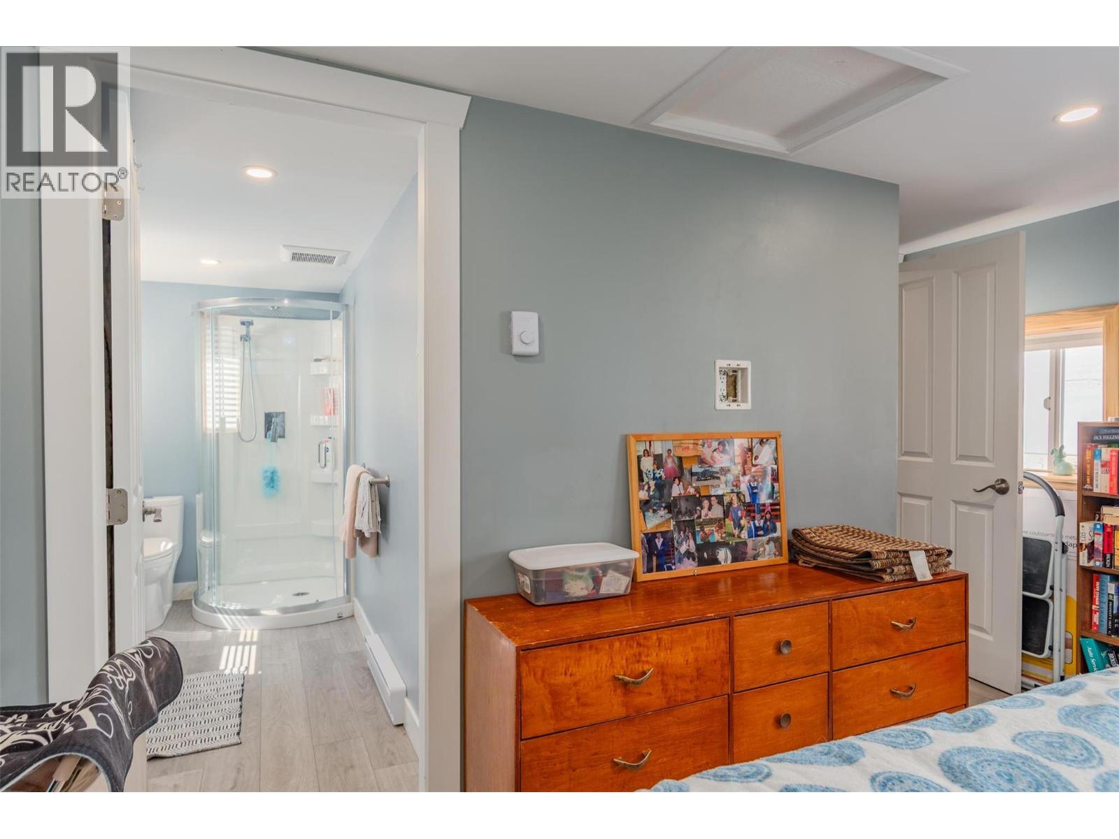 2342 Washington Street, Rossland