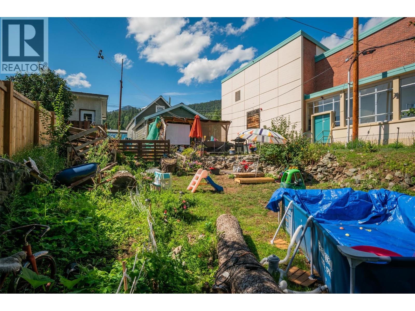 2342 Washington Street, Rossland