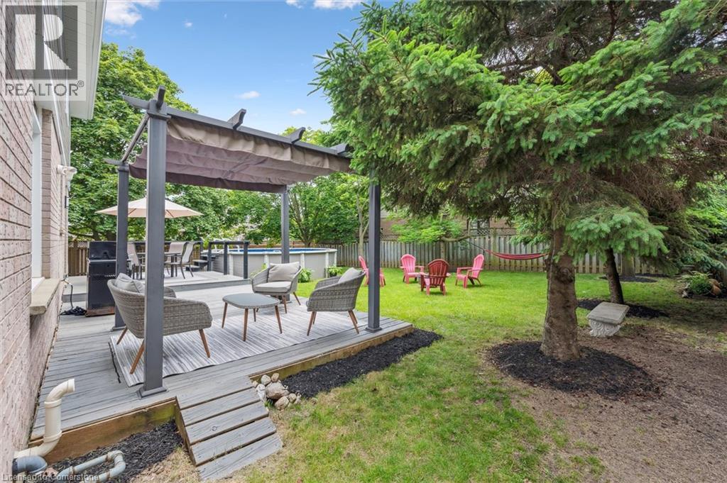 Photo 36 of 687 Champlain Boulevard, Cambridge ON