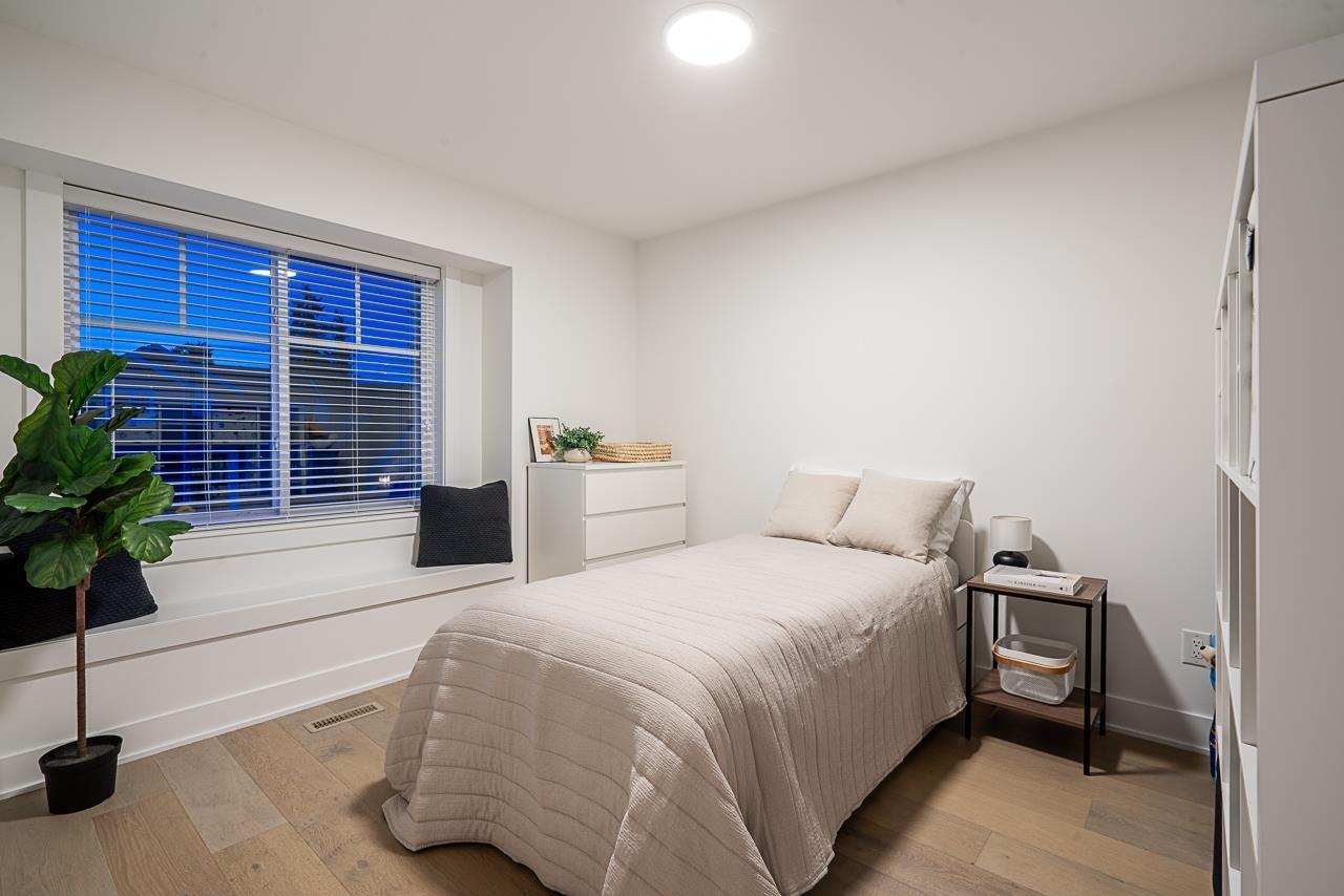 Photo 18 of 16792 21 A Avenue, Surrey BC
