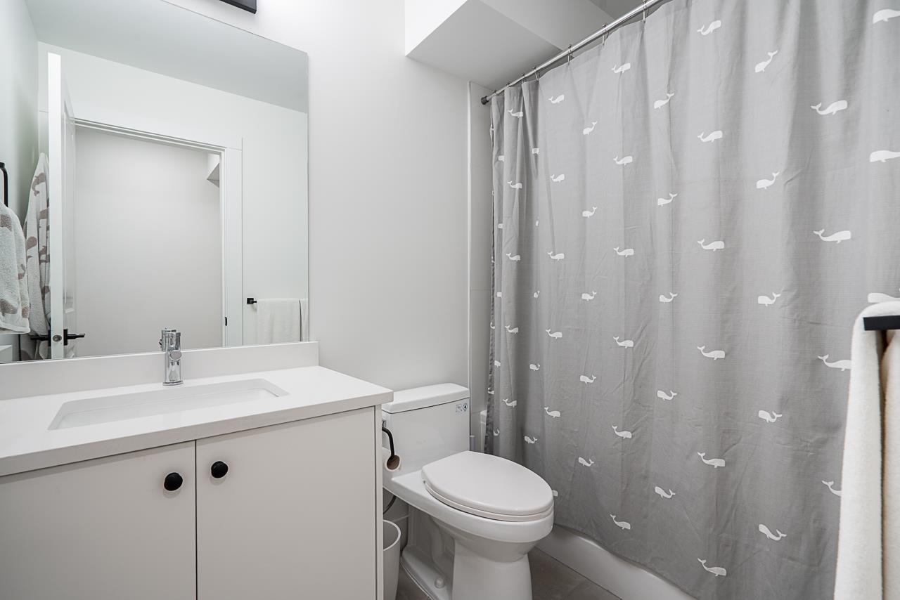 Photo 21 of 16792 21 A Avenue, Surrey BC