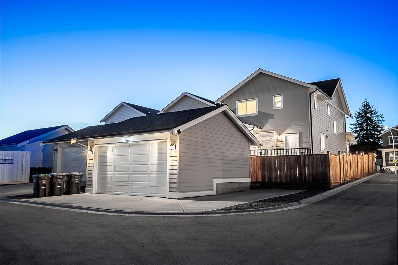Photo 33 of 16792 21 A Avenue, Surrey BC