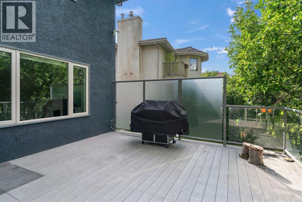Photo 39 of 1028 Shawnee Drive Sw, Calgary AB