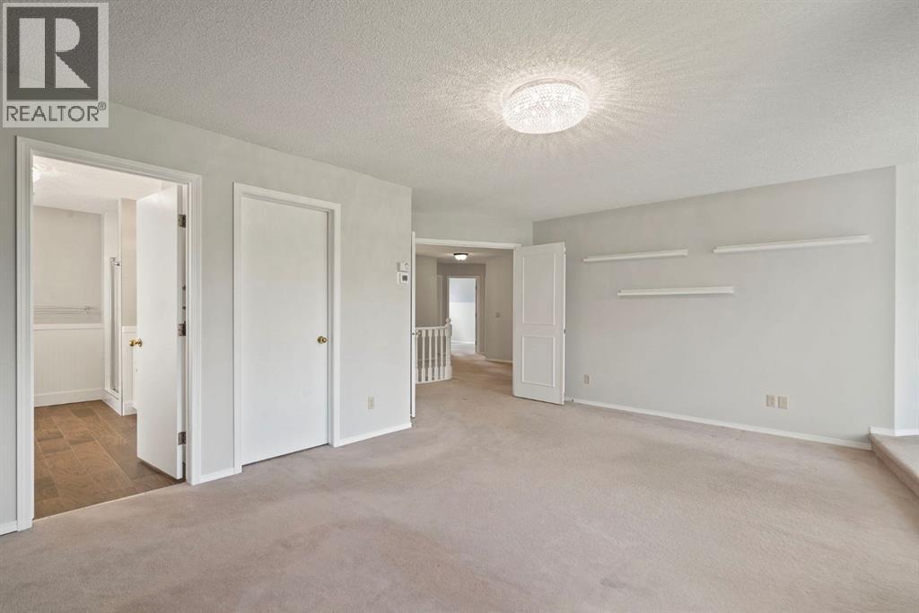 Photo 27 of 1028 Shawnee Drive Sw, Calgary AB