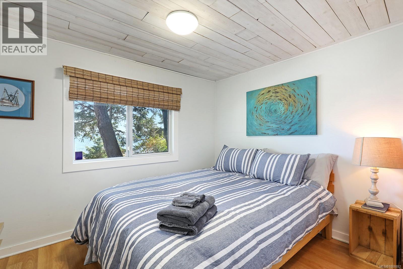 1826 Astra Rd, Comox