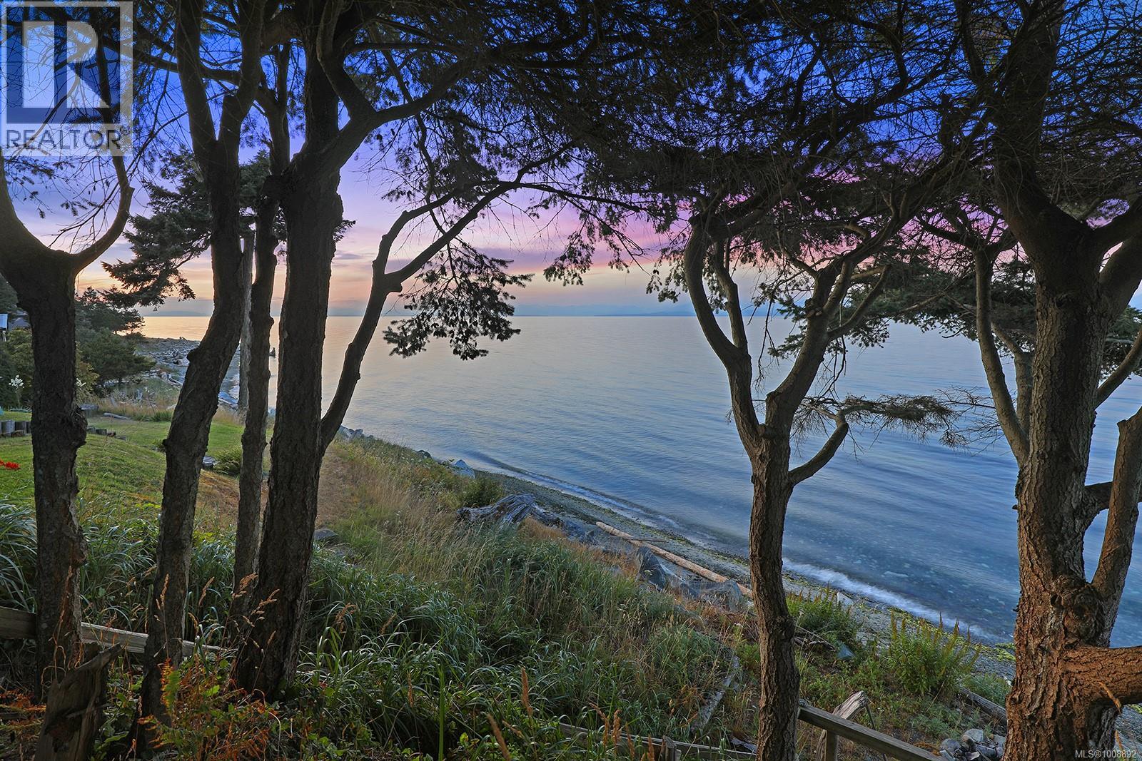 1826 Astra Rd, Comox