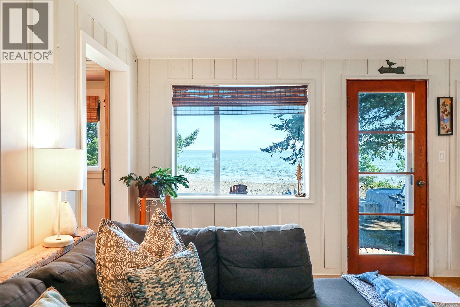 1826 Astra Rd, Comox