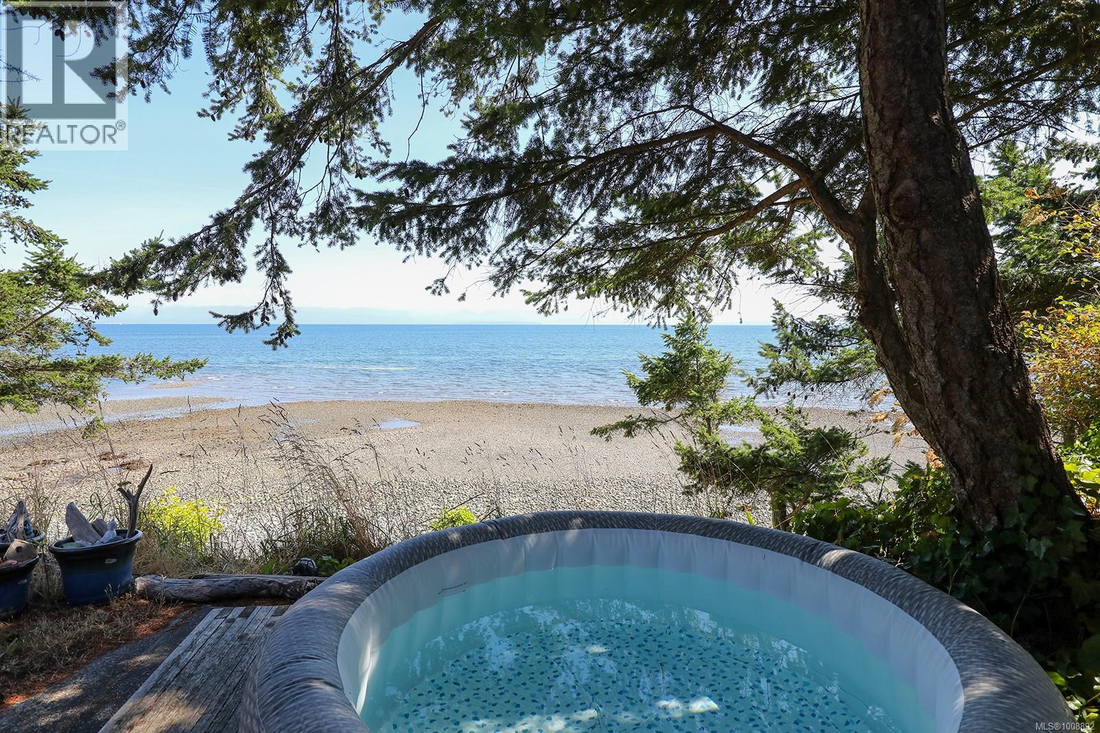 1826 Astra Rd, Comox