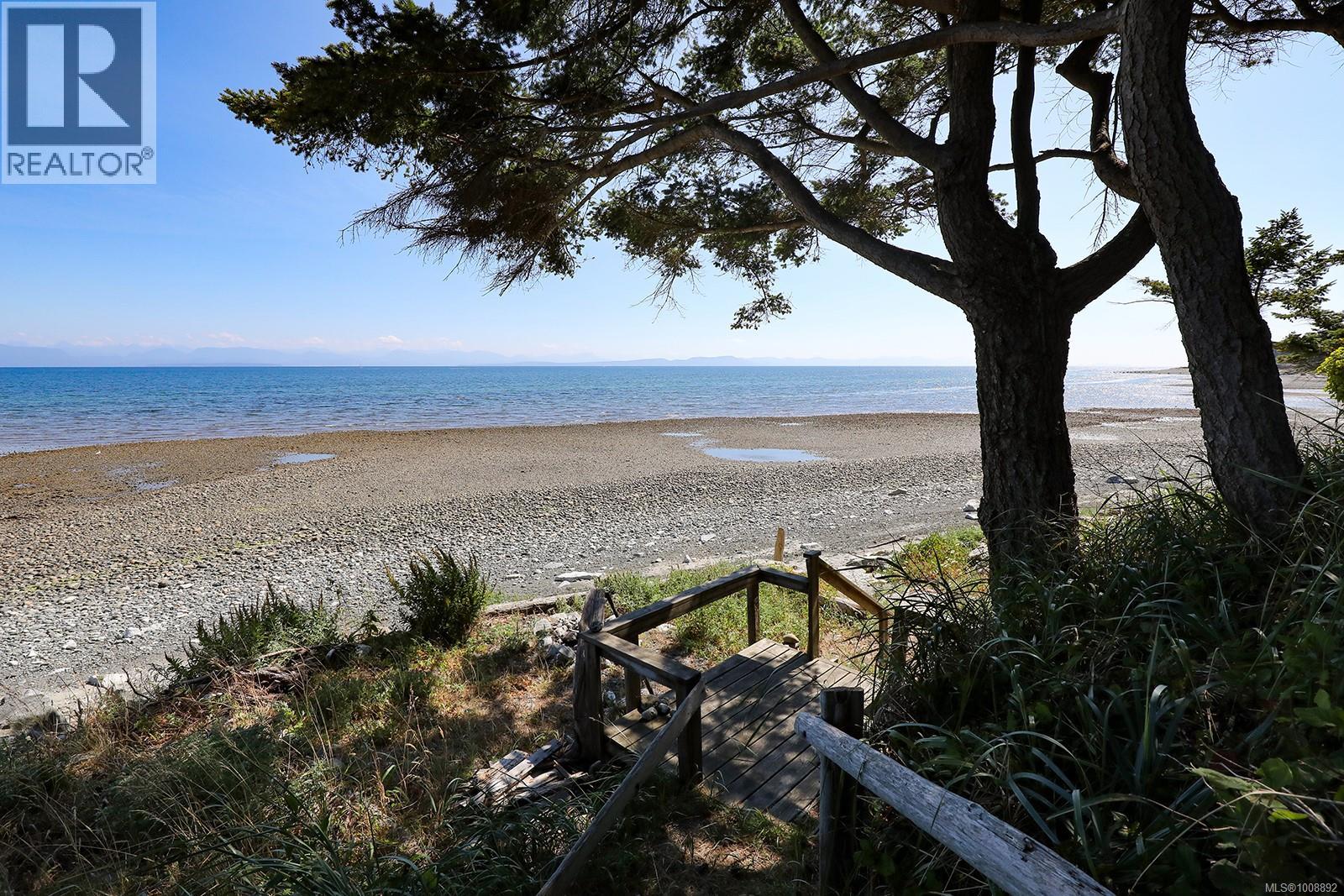 1826 Astra Rd, Comox