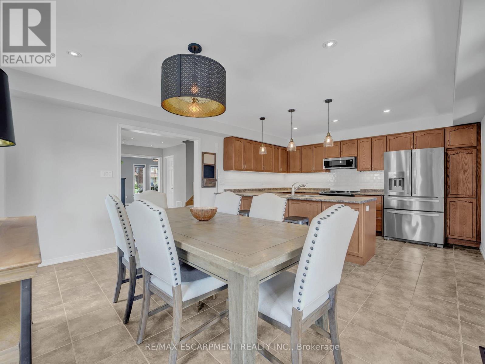 Photo 13 of 100 Burke Street, Hamilton ON