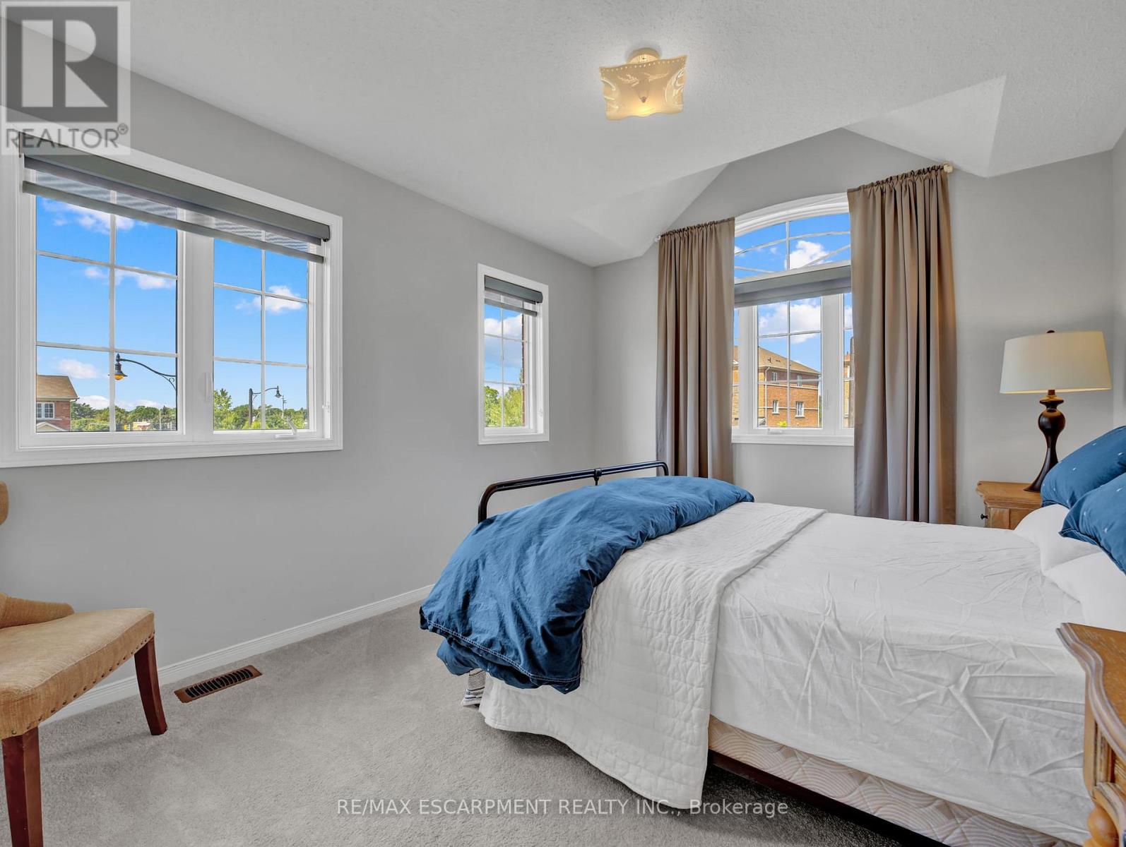 Photo 27 of 100 Burke Street, Hamilton ON