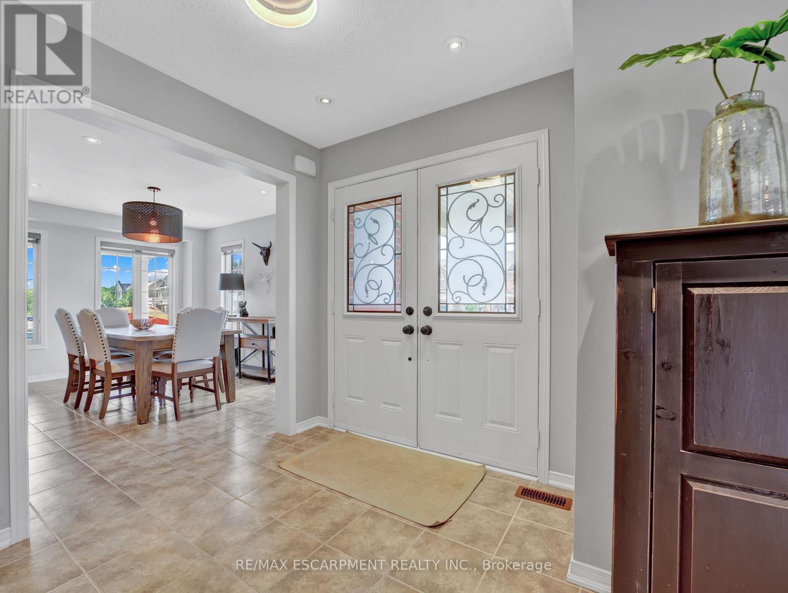 Photo 4 of 100 Burke Street, Hamilton ON