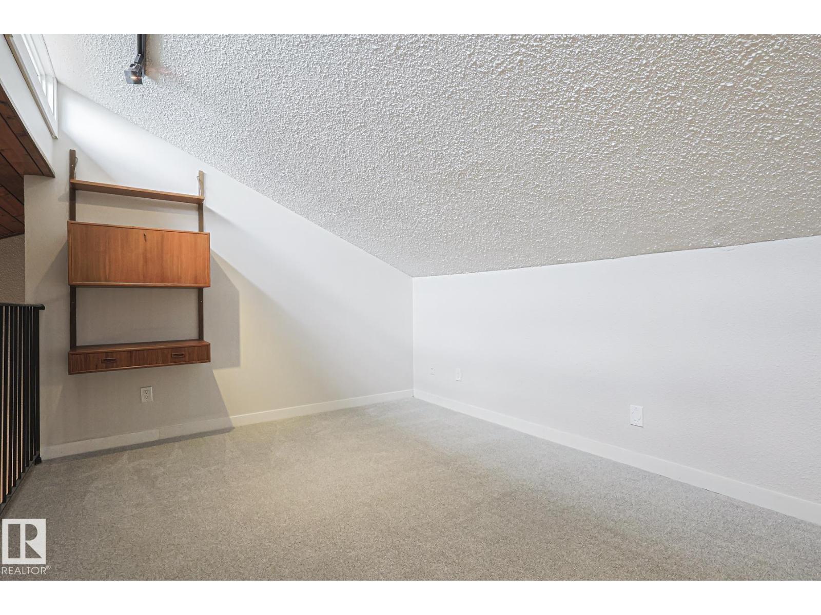 Photo 47 of 10614 25 A Av Nw, Edmonton AB