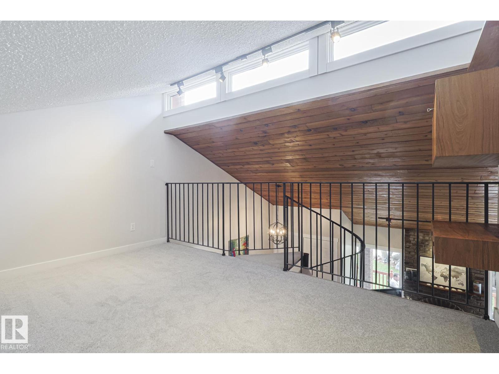 Photo 53 of 10614 25 A Av Nw, Edmonton AB