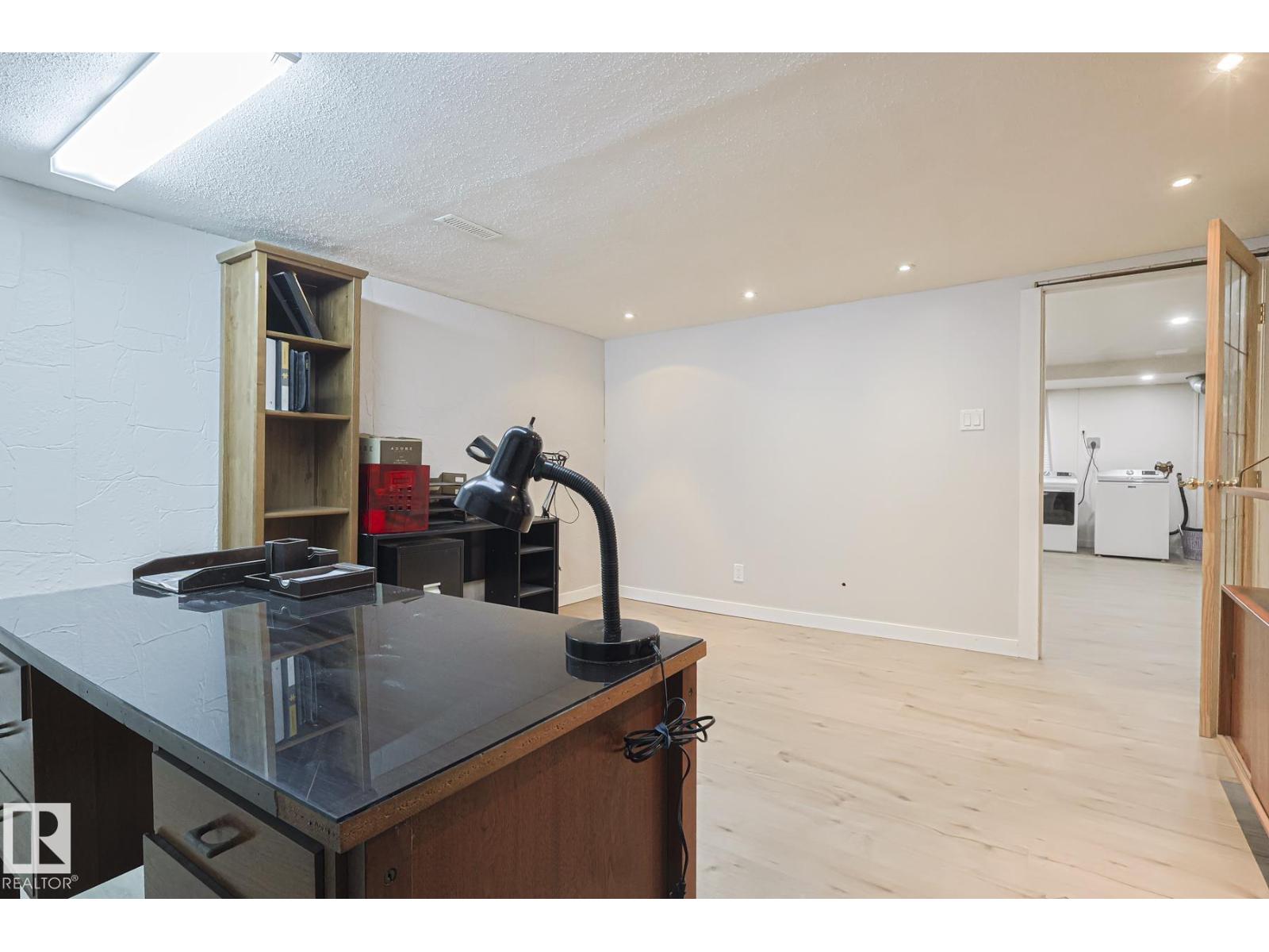 Photo 45 of 10614 25 A Av Nw, Edmonton AB