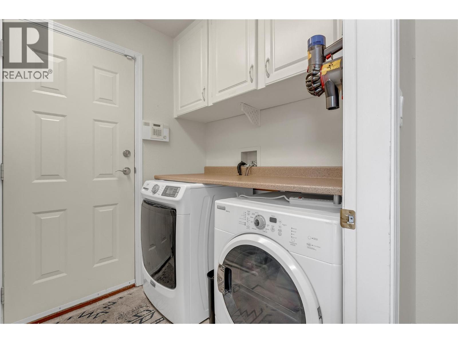 2800 Paris Street, Penticton