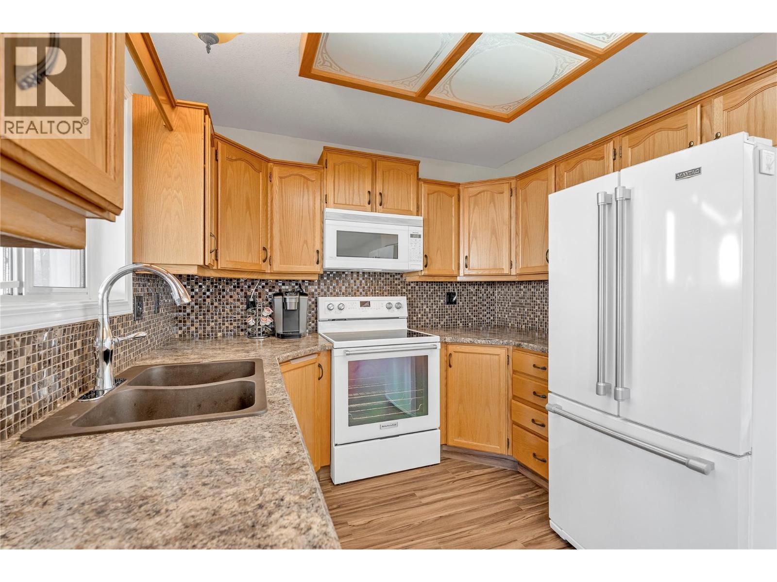  2800 Paris Street, Penticton