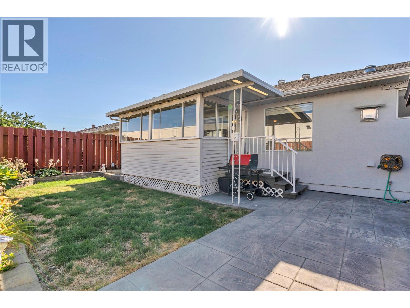  2800 Paris Street, Penticton