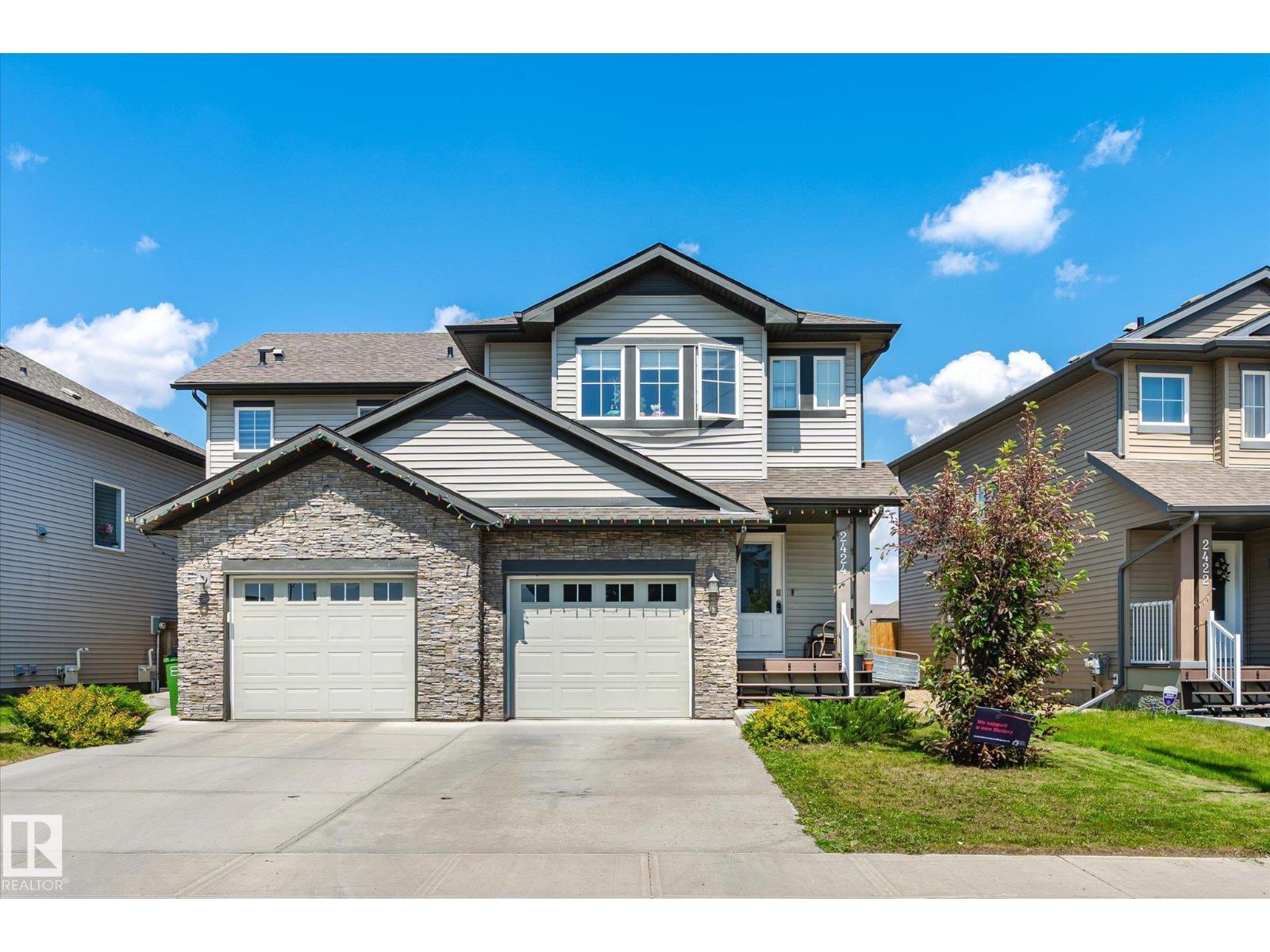 Photo 1 of 2424 19 A Av Nw, Edmonton AB