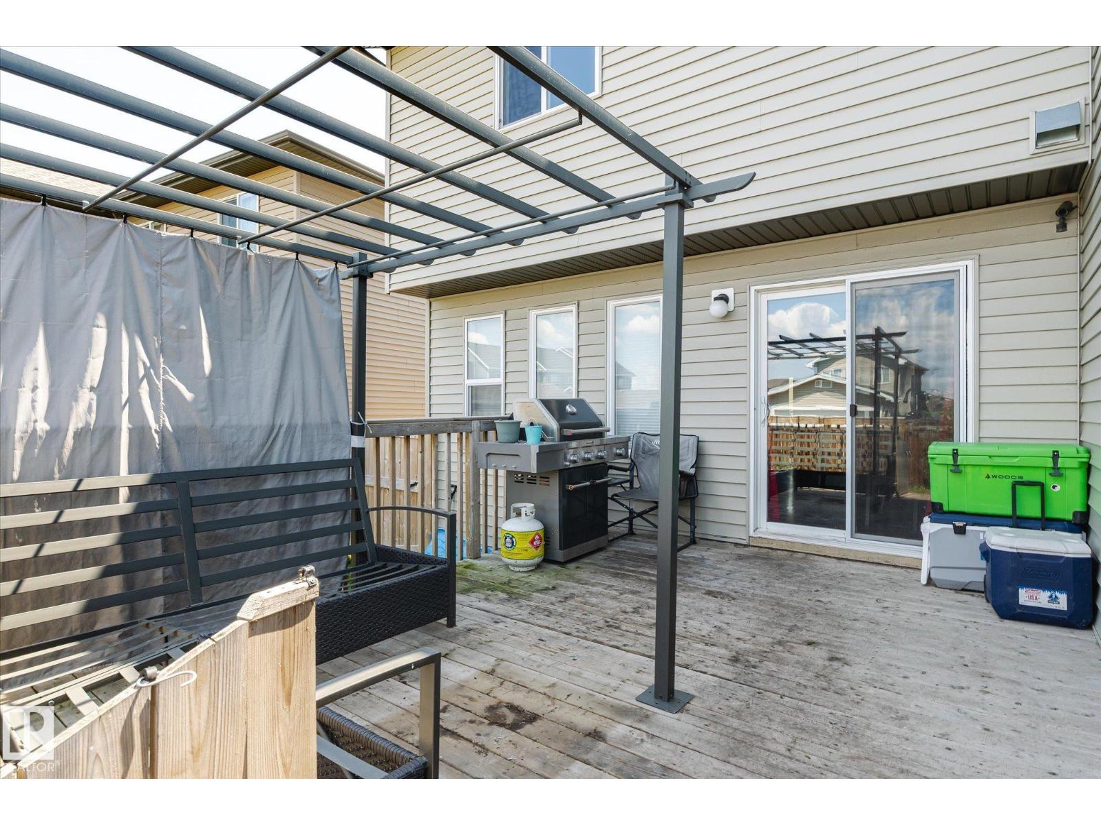 Photo 31 of 2424 19 A Av Nw, Edmonton AB