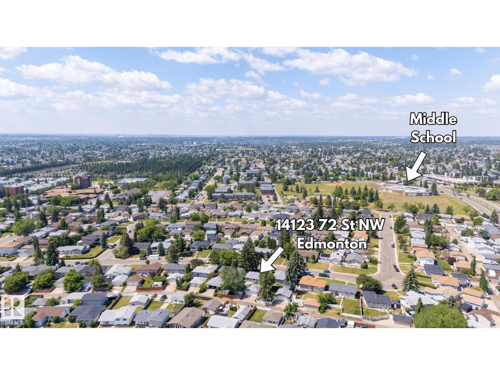 Photo 43 of 14123 72 St Nw, Edmonton AB