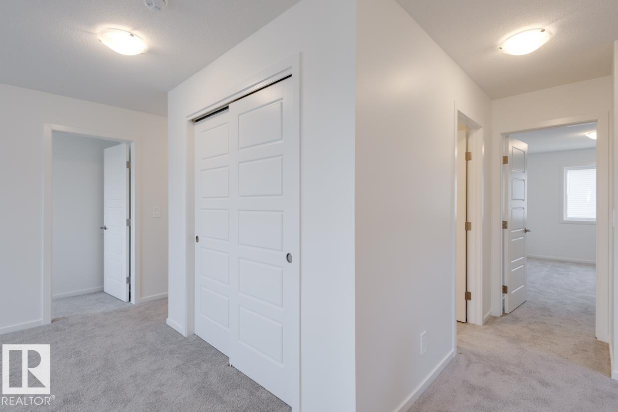 Photo 20 of 2023 209 St Nw, Edmonton AB