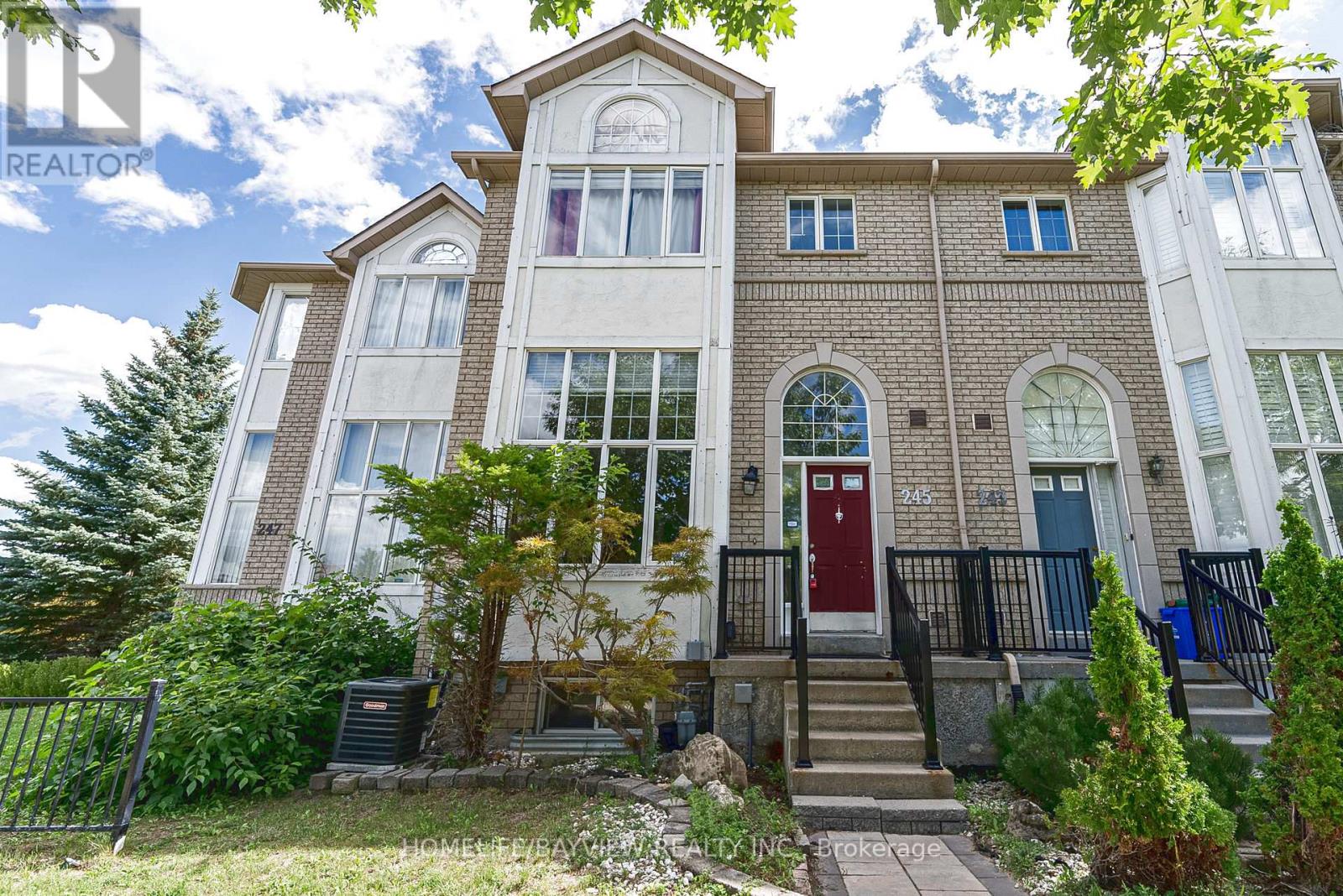 Photo 1 of 245 Shirley Drive, Richmond Hill ON