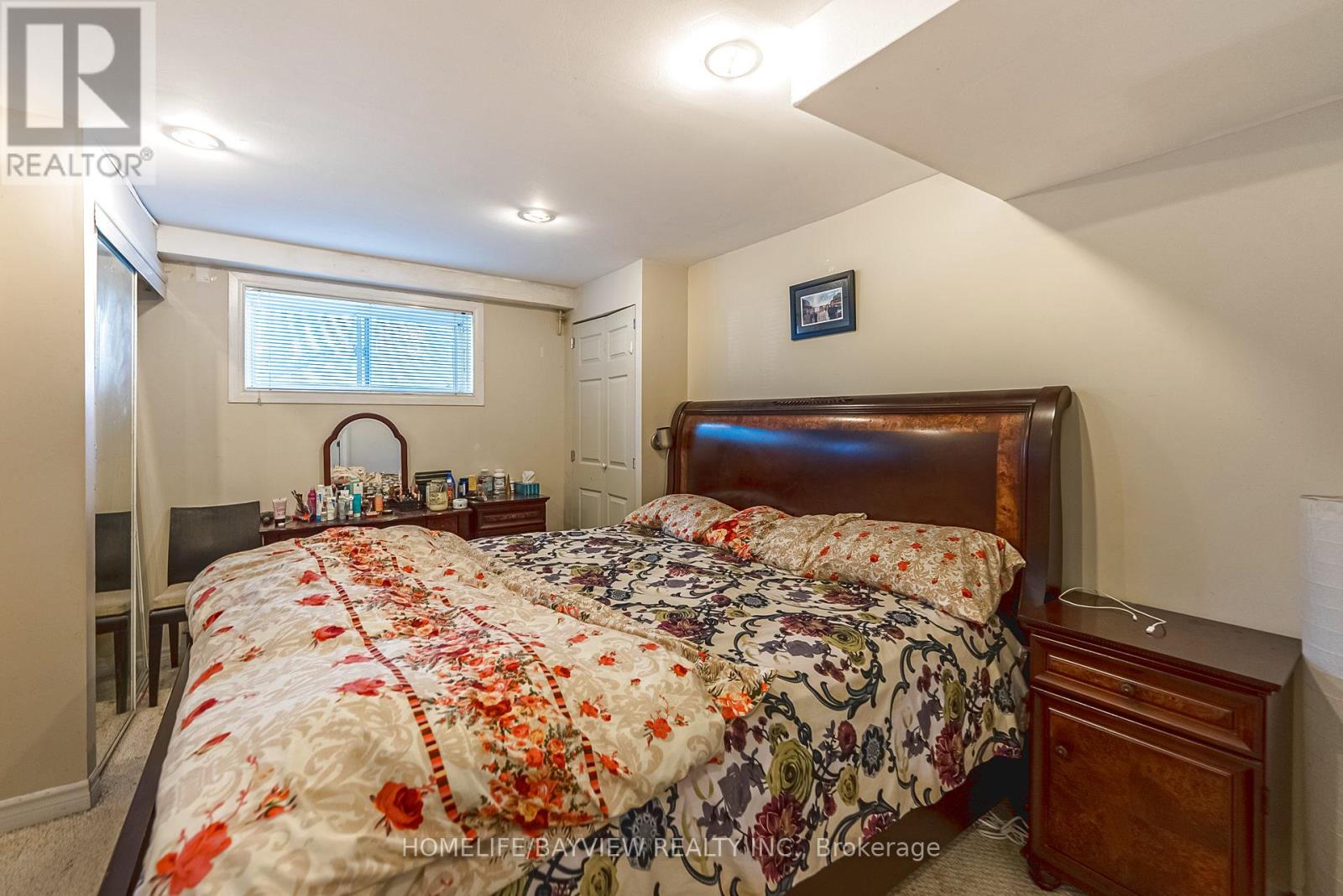 Photo 26 of 245 Shirley Drive, Richmond Hill ON