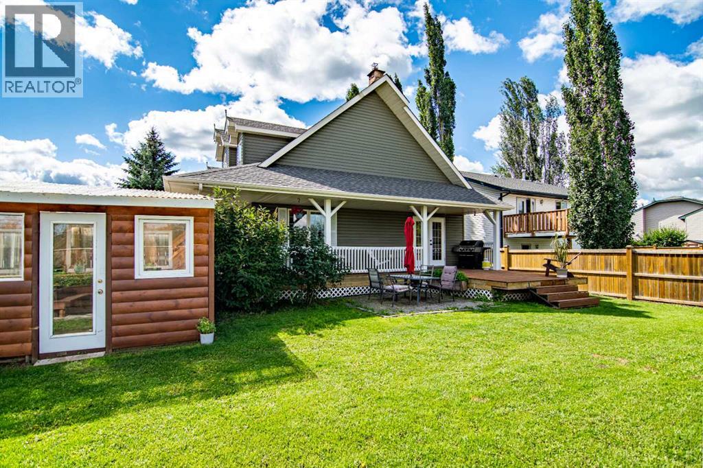 Photo 37 of 1 Fern Glade Crescent, Sylvan Lake AB