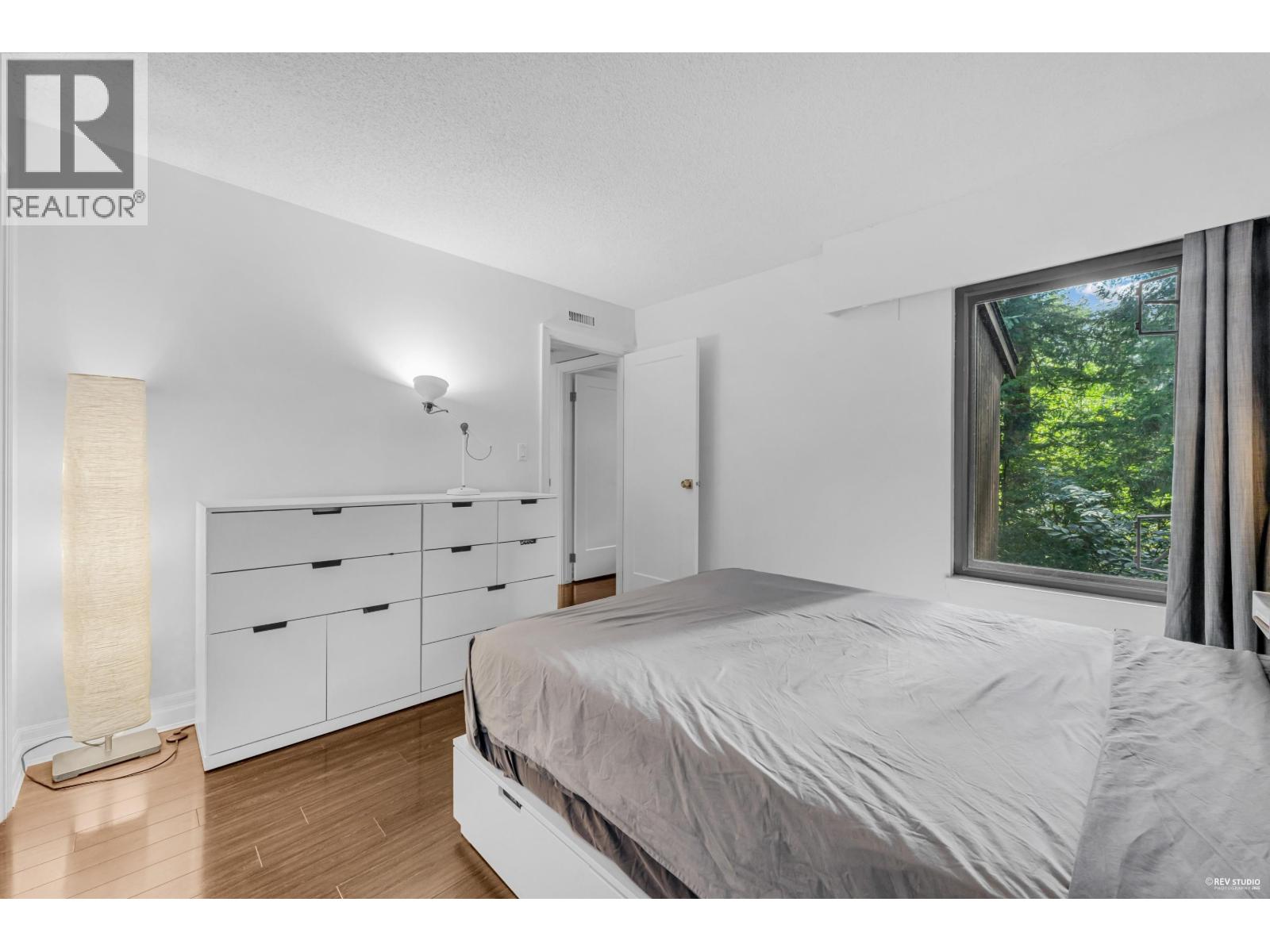 Photo 11 of 1854 Purcell Way, North Vancouver BC